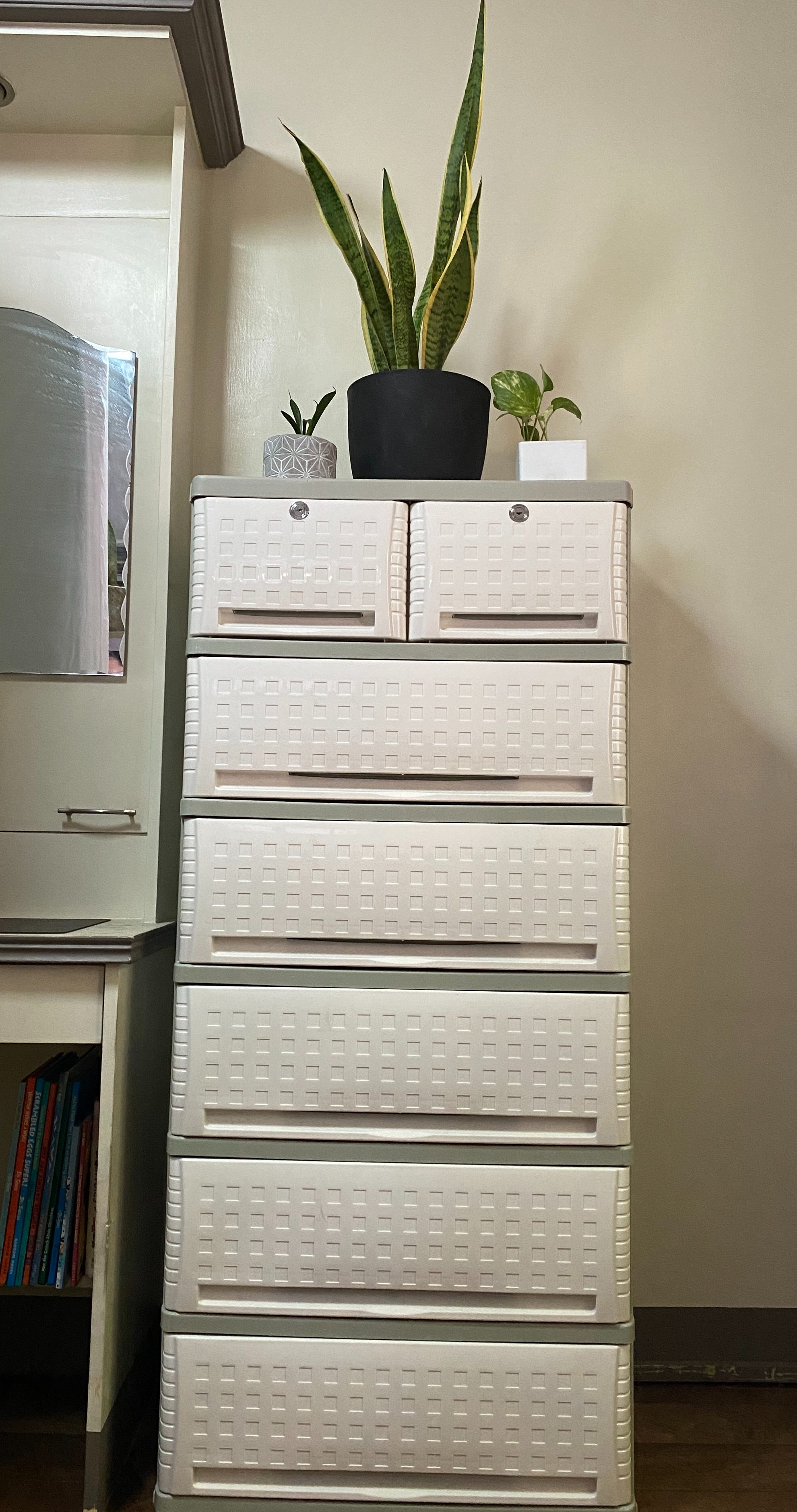 White Orocan Cubico Drawer