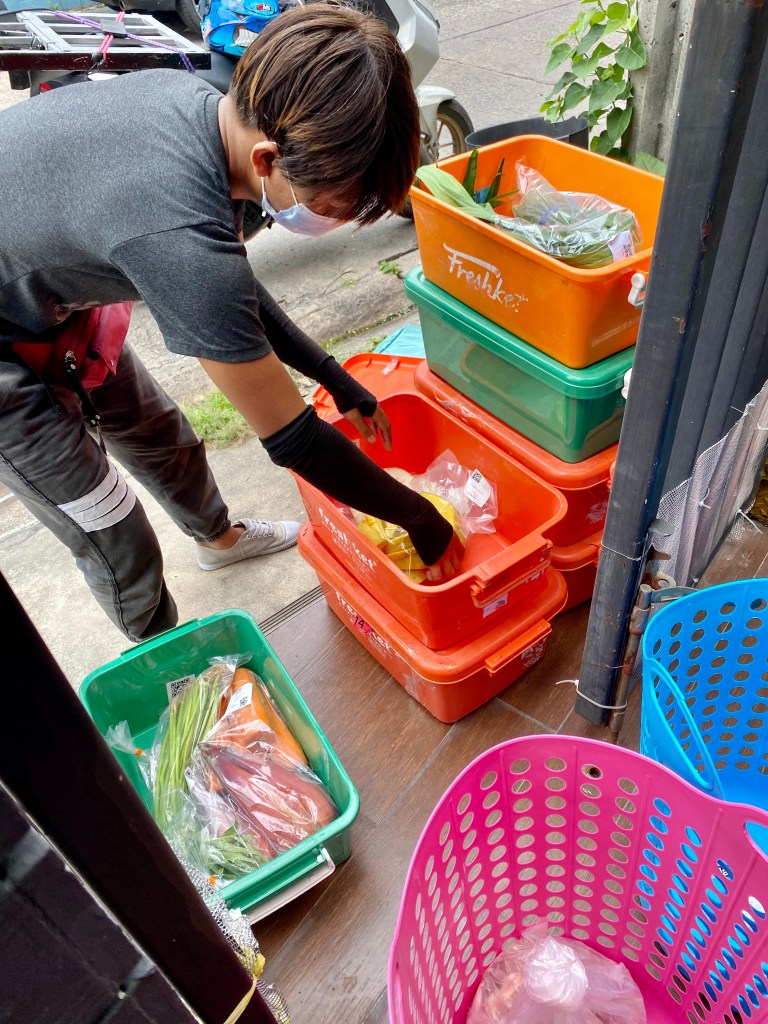 Freshket delivery man 