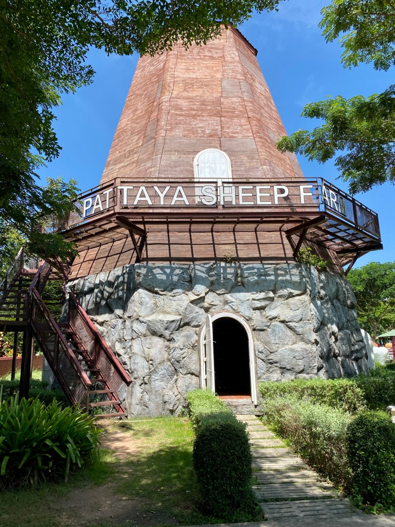 A viewing deck in the middle of Pattaya Sheep Farm