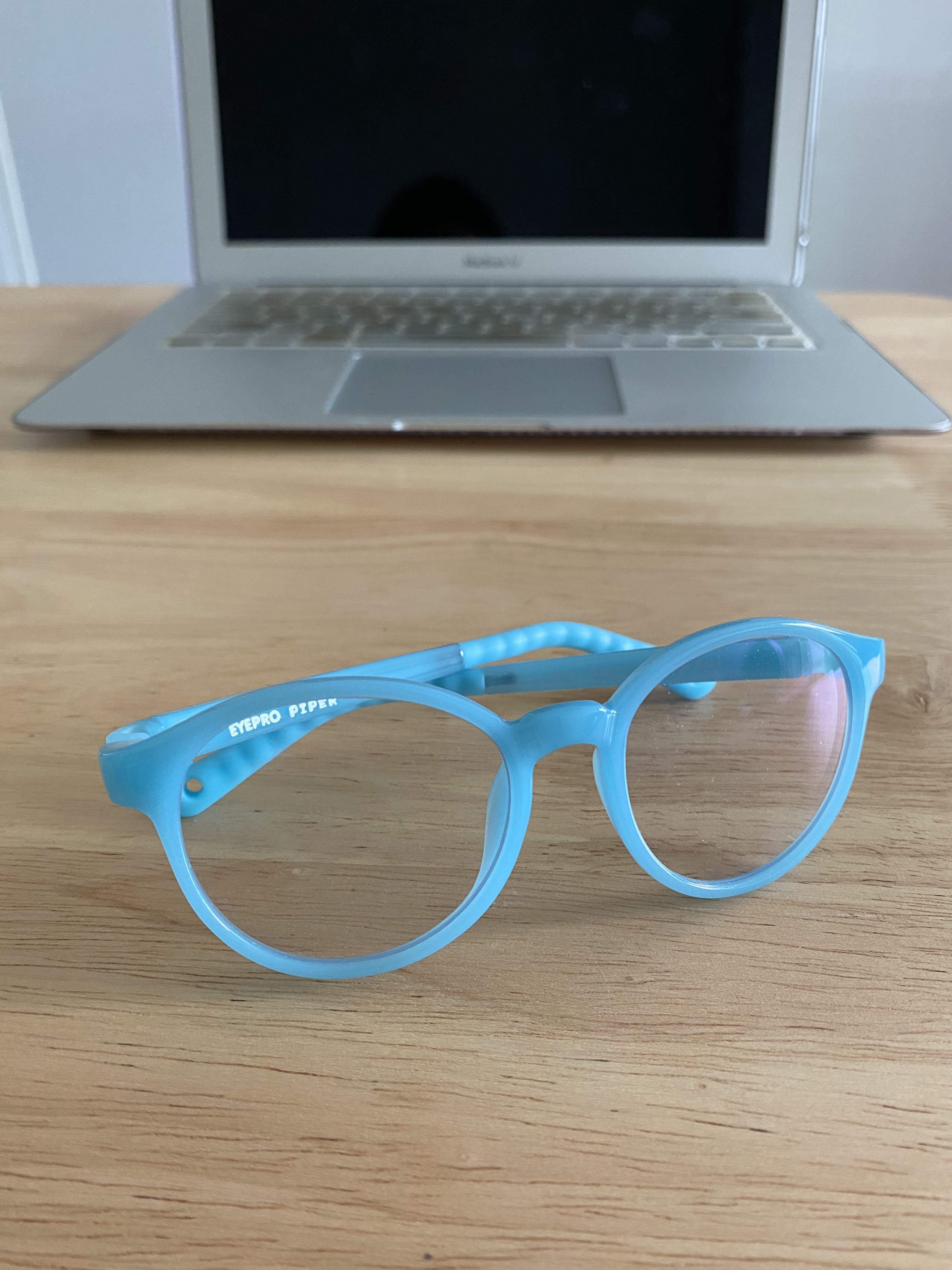 Protect Your Kids’ Eyes with Anti Radiation Glasses (Review) – Mark x Abi