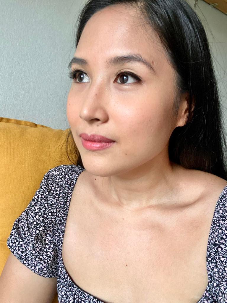 Side view wearing Luxx Lash Kali Liner Lashes with brown liner