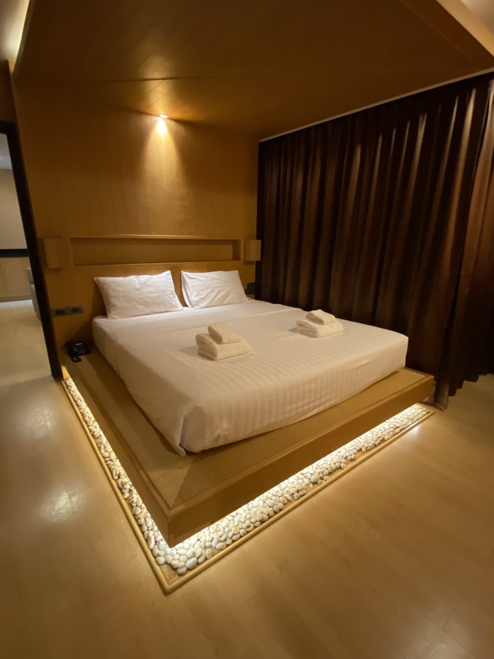 The room at Zenniq Hotel Bangkok